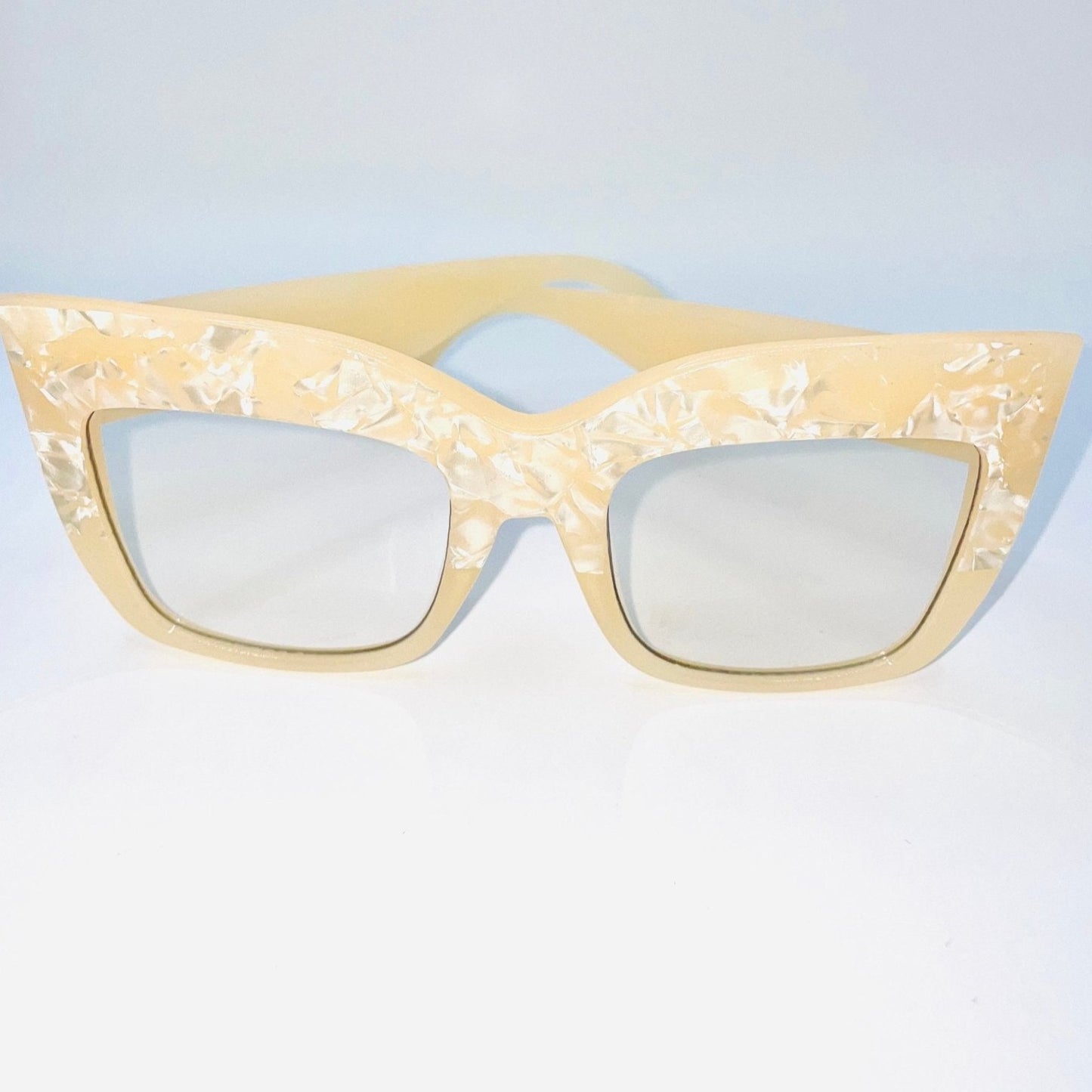 FaSHUN Frames - House of FaSHUN by Shun Melson