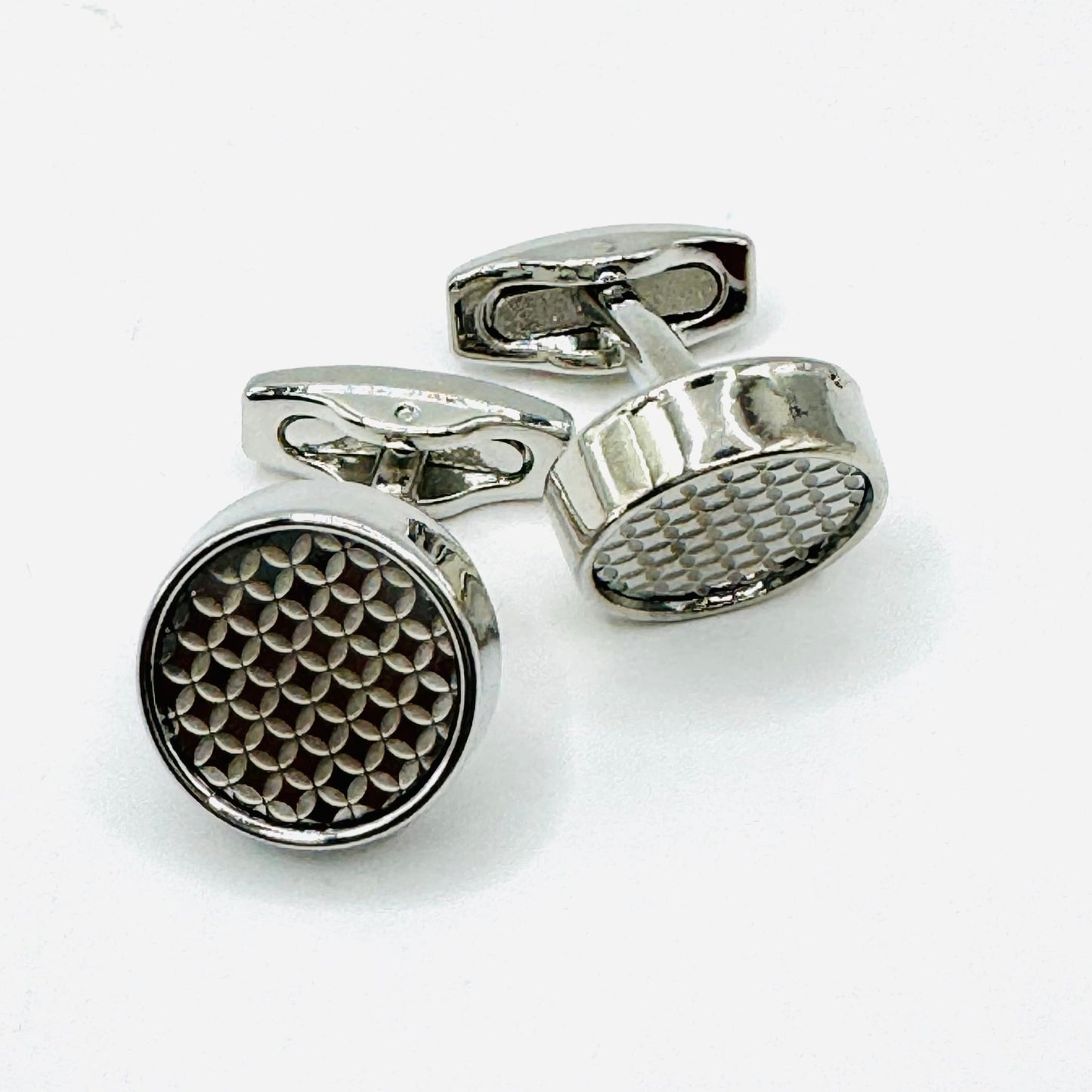 Women's Simple Cufflinks - House of FaSHUN by Shun Melson