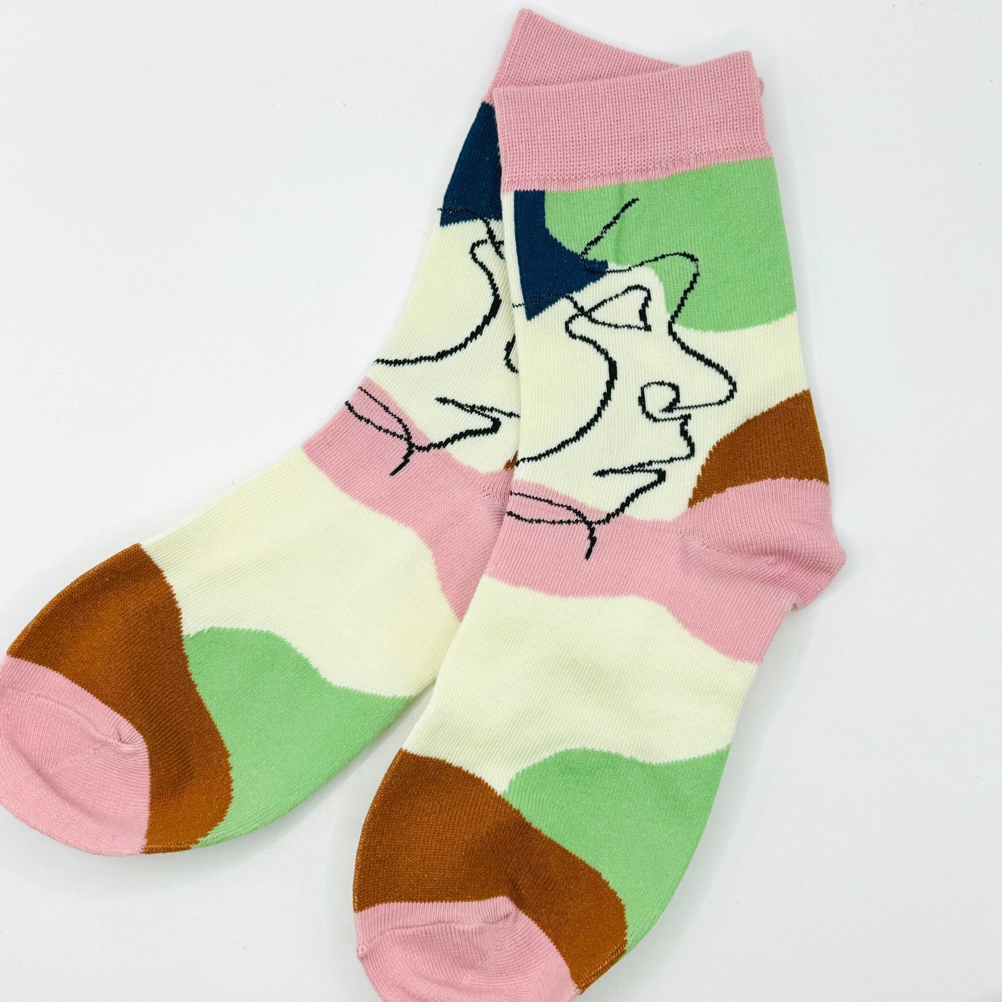 Graphic Socks - House of FaSHUN by Shun Melson